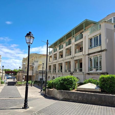 Appartement Avec Piscine, Tennis & Balcon, Centre-Ville Chatelaillon-Plage, 6 Pers, 2 Ch - Fr-1-706-17 Zewnętrze zdjęcie