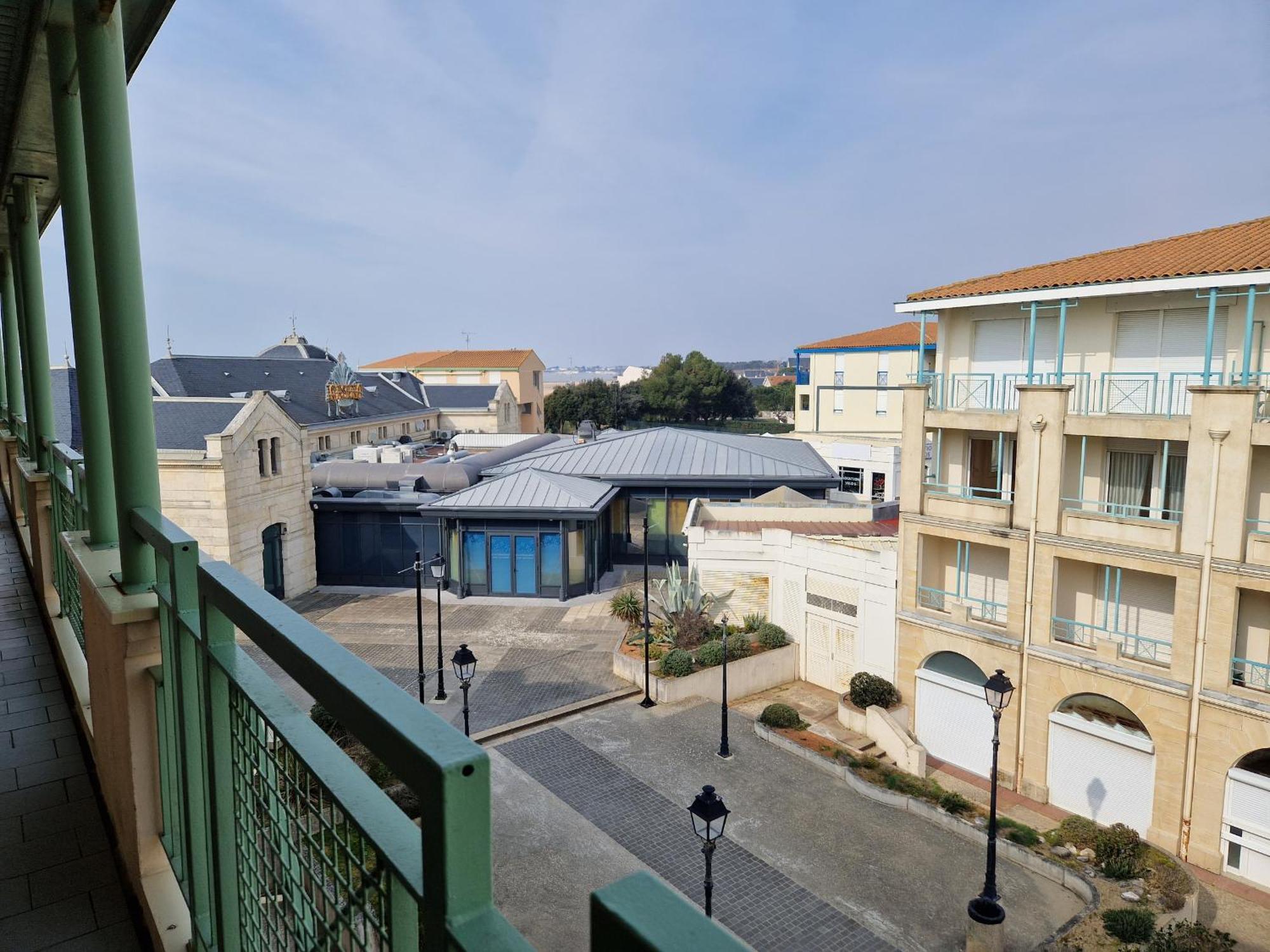 Appartement Avec Piscine, Tennis & Balcon, Centre-Ville Chatelaillon-Plage, 6 Pers, 2 Ch - Fr-1-706-17 Zewnętrze zdjęcie