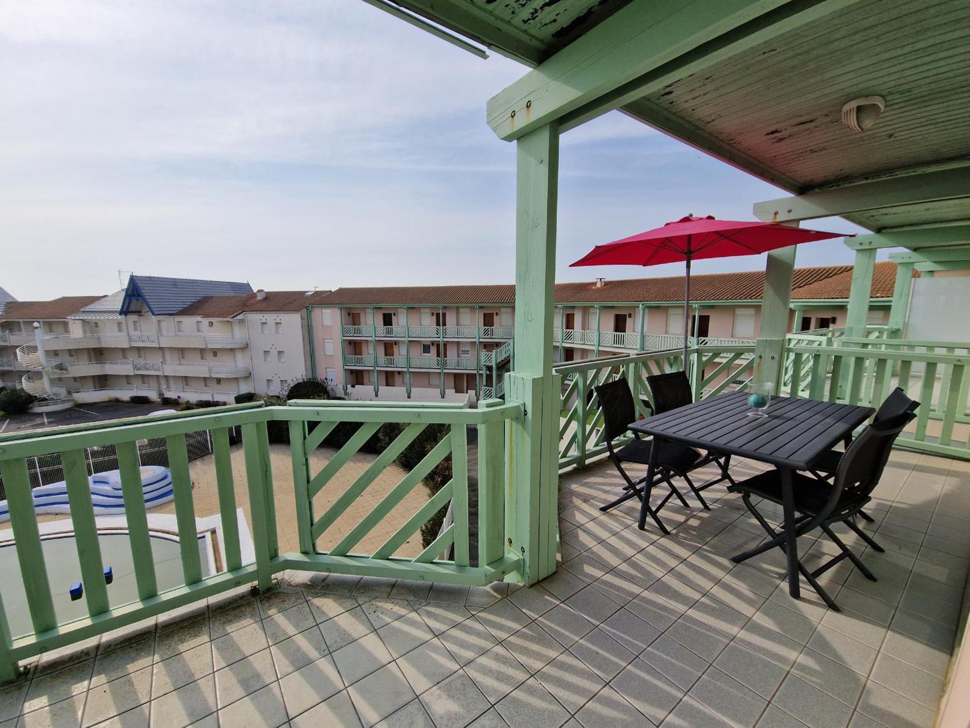Appartement Avec Piscine, Tennis & Balcon, Centre-Ville Chatelaillon-Plage, 6 Pers, 2 Ch - Fr-1-706-17 Zewnętrze zdjęcie