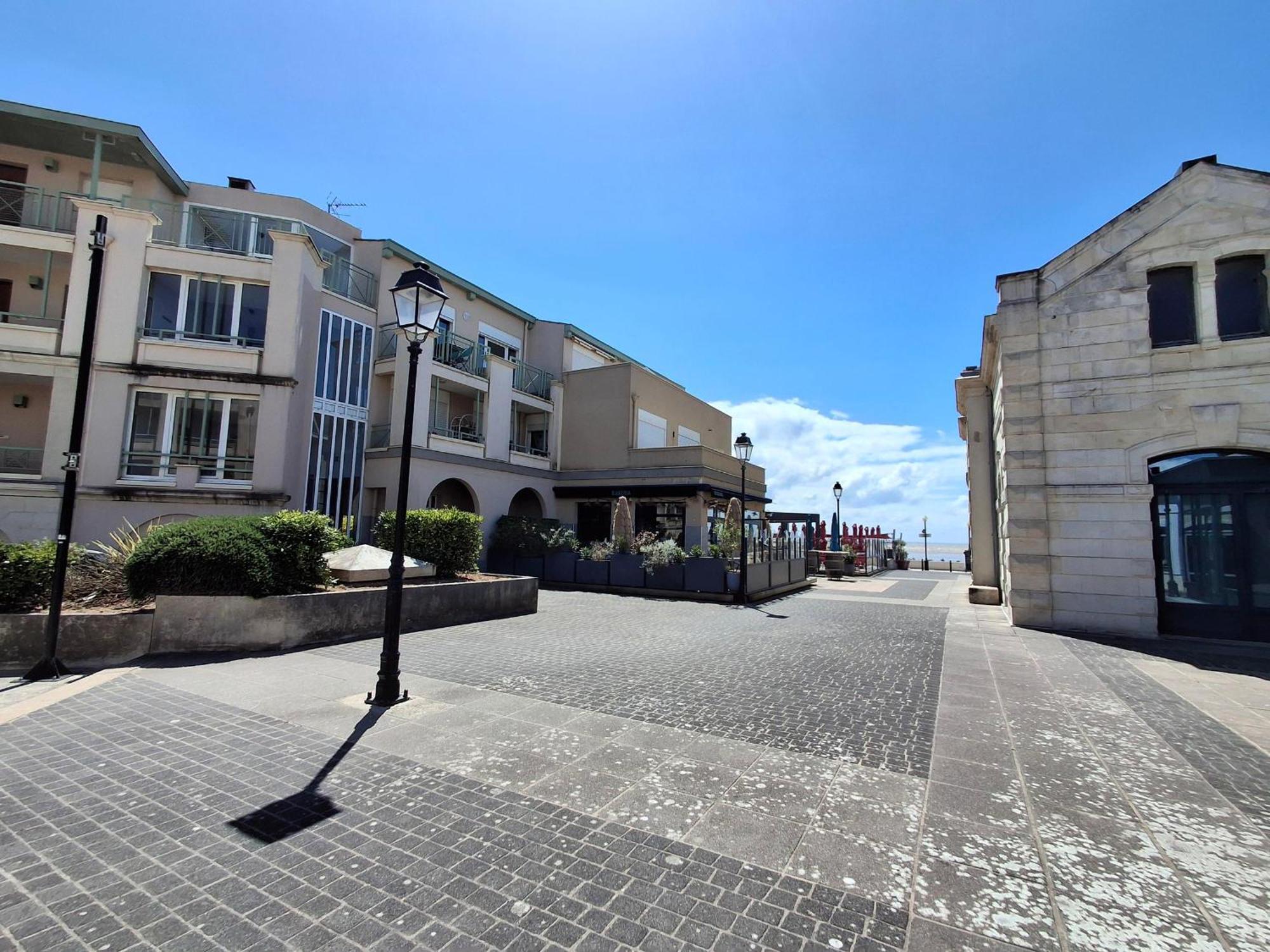 Appartement Avec Piscine, Tennis & Balcon, Centre-Ville Chatelaillon-Plage, 6 Pers, 2 Ch - Fr-1-706-17 Zewnętrze zdjęcie